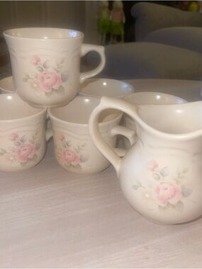 Pfaltzgraff Cream Mug and Creamer Set with Pink Rose Motif Granny core cottage